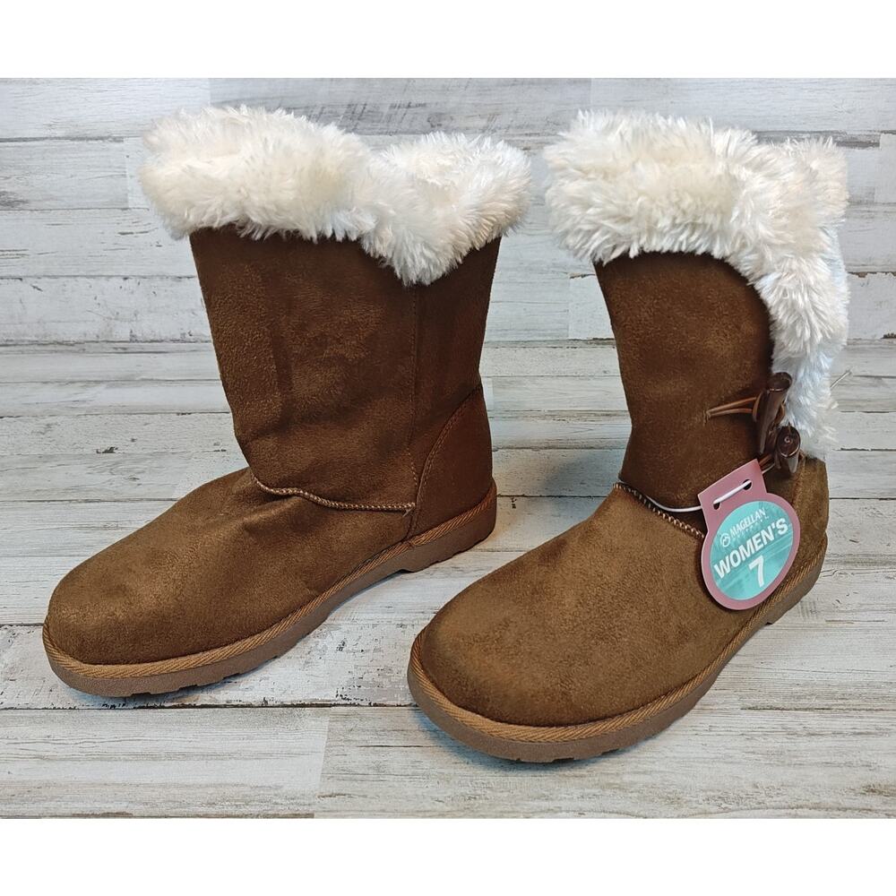 MAGELLAN Outdoors Women's Brown Suede Boots Button Faux Fur Closure Size 7 NWOB